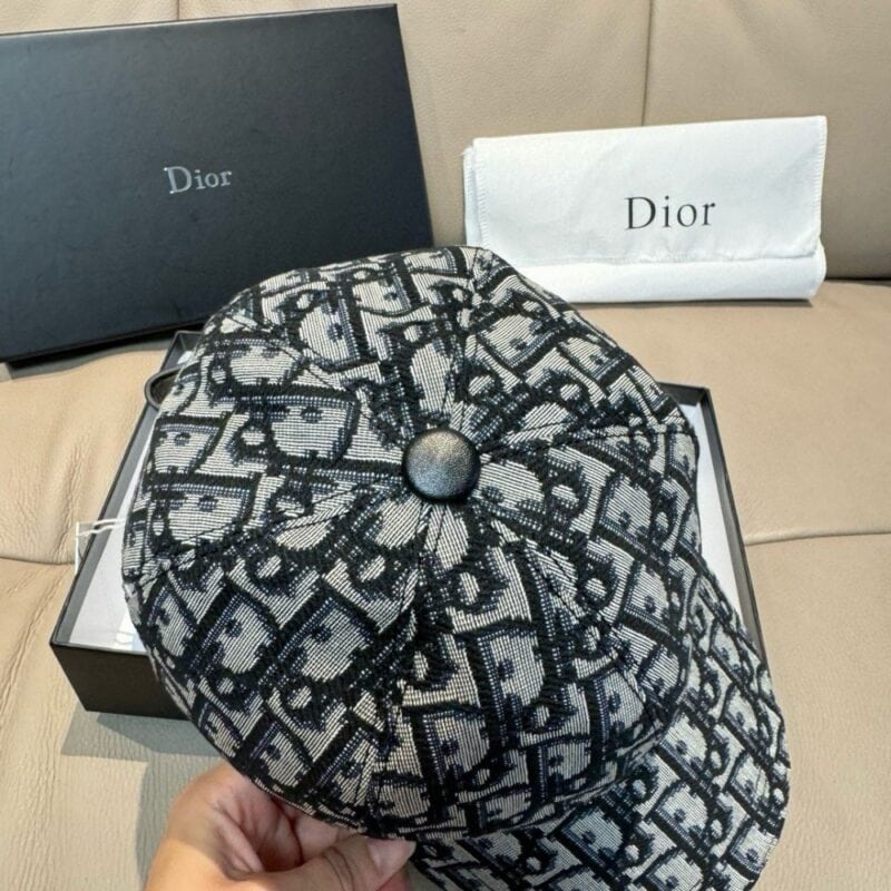 【AT9245】ディオール Dior レトロとモダンなデザインが融合した高級ジャガードサテンベースボールキャップ | Dior