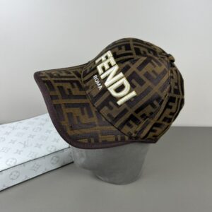 【AT9251】FENDIフェンディ ロゴディテール ファッションクラシック ブラウンカラー帽子 | Fendi Roma
