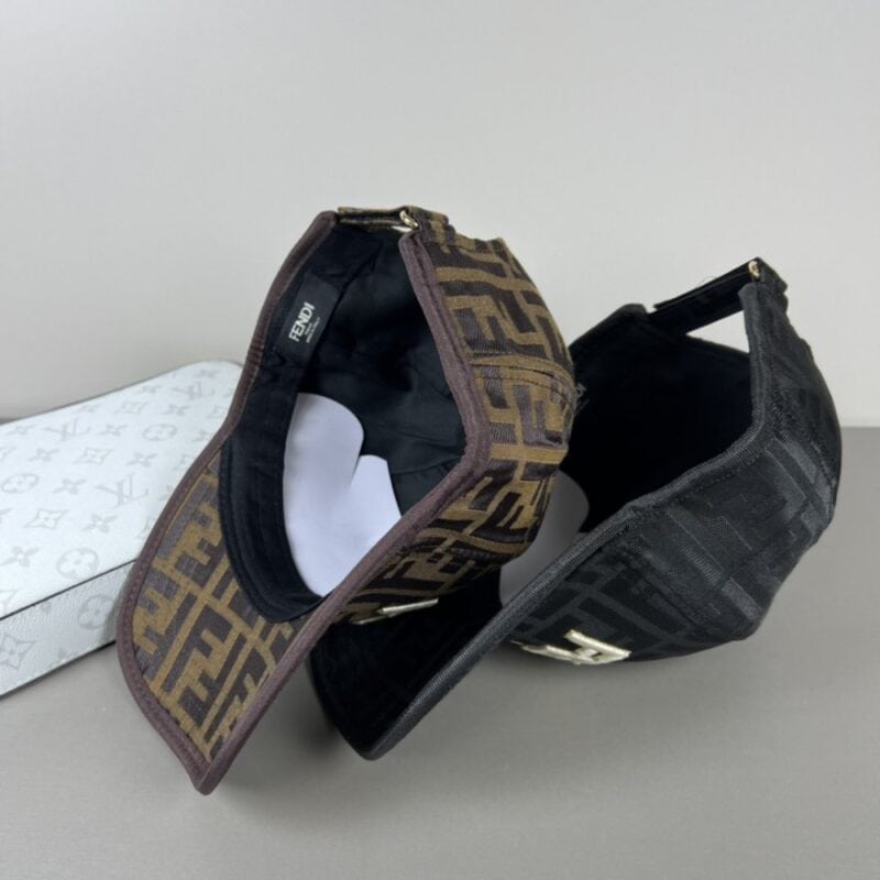 【AT9251】FENDIフェンディ ロゴディテール ファッションクラシック ブラウンカラー帽子 | Fendi Roma