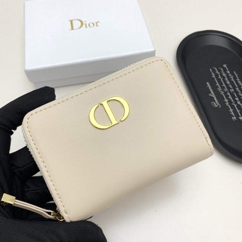 【AT9261】ディオール Dior フレンチラグジュリーエレガントな子牛革財布 アプリコット色 | Dior