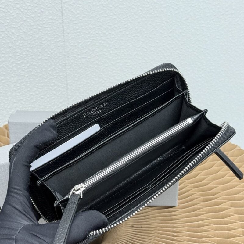 【AT9263】バレンシアガ キャッシュ コンチネンタル 財布 - 最高級小牛革で作られた贅沢な都会の品位 | Balenciaga