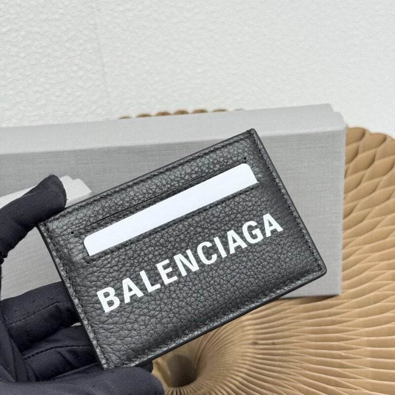 【AT9266】BalenciagaバレンシアガCASHシリーズ レザーカードケース ミニマリストデザイン | Balenciaga