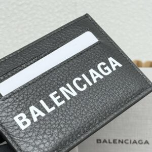 【AT9266】BalenciagaバレンシアガCASHシリーズ レザーカードケース ミニマリストデザイン | Balenciaga