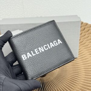 【AT9268】バレンシアガ Balenciaga ブラックレザー財布 6カードスロット付き | Balenciaga