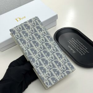 【AT9270】ディオール Oblique エンボス レザー 財布 - 高級ビジネス用途や都会での移動に最適 | Dior