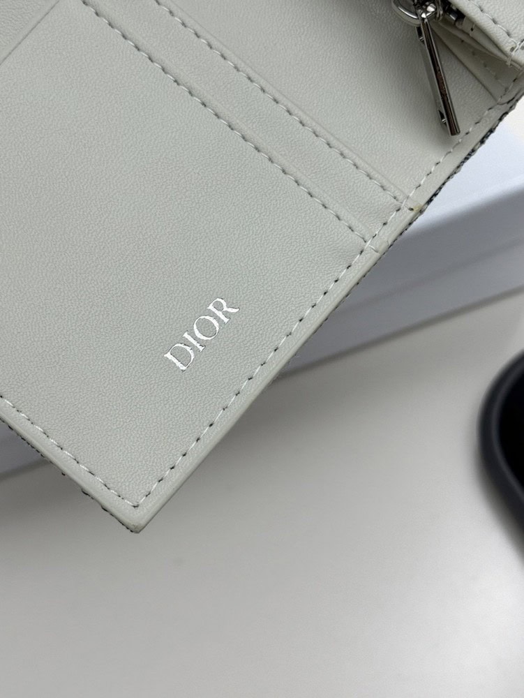 【AT9270】ディオール Oblique エンボス レザー 財布 - 高級ビジネス用途や都会での移動に最適 | Dior