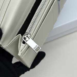 【AT9270】ディオール Oblique エンボス レザー 財布 - 高級ビジネス用途や都会での移動に最適 | Dior