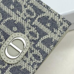 【AT9271】ディオールのラグジュアリーレザーウォレット - Diorの高級レザーウォレット | Christian Dior