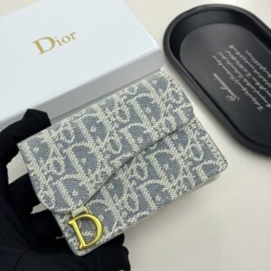 【AT9272】Dior ディオール 小さな高級カードケース - エレガントなファッションアクセサリー | Christian Dior