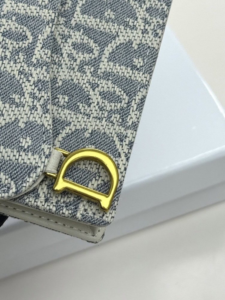 【AT9272】Dior ディオール 小さな高級カードケース - エレガントなファッションアクセサリー | Christian Dior