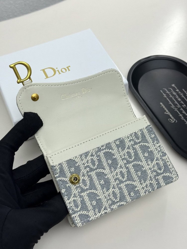 【AT9272】Dior ディオール 小さな高級カードケース - エレガントなファッションアクセサリー | Christian Dior