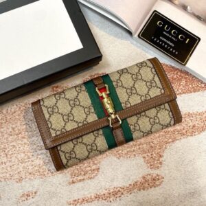 【AT9276】Gucciのクラシックウォレット - 贅沢なGGモノグラムデザインとスタイリッシュな装飾 | Gucci