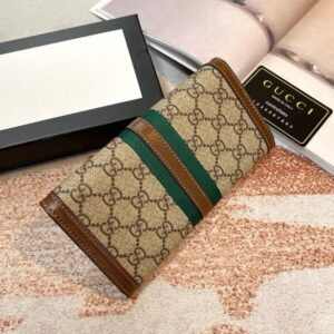 【AT9276】Gucciのクラシックウォレット - 贅沢なGGモノグラムデザインとスタイリッシュな装飾 | Gucci