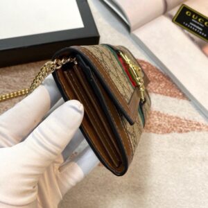 【AT9276】Gucciのクラシックウォレット - 贅沢なGGモノグラムデザインとスタイリッシュな装飾 | Gucci