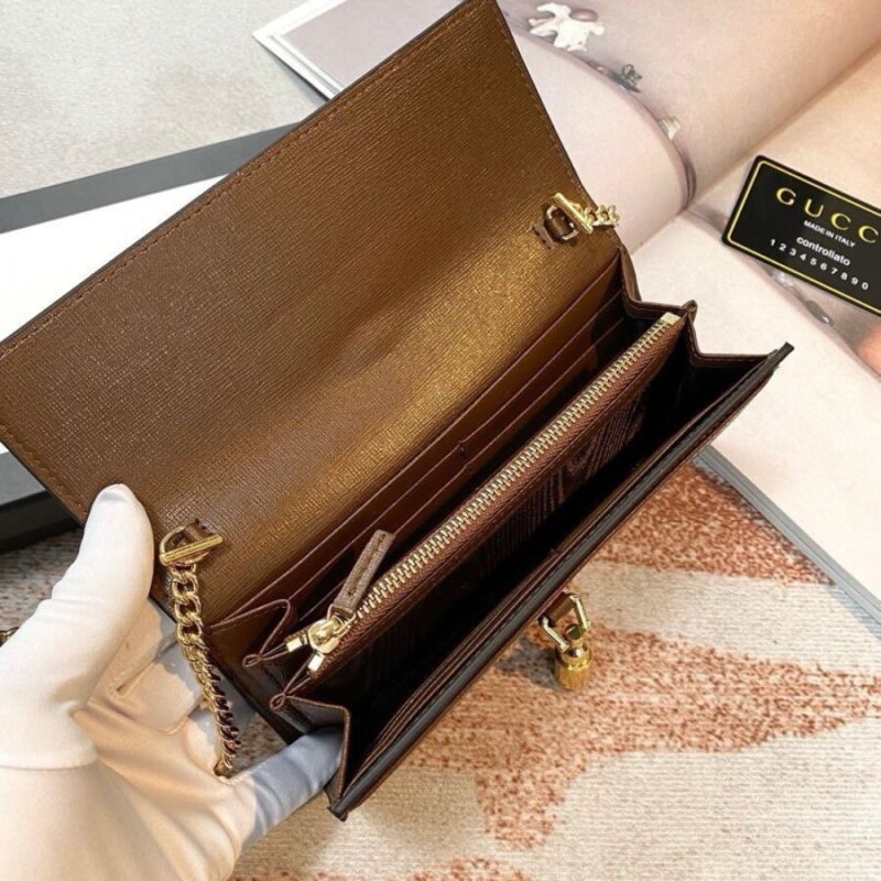【AT9276】Gucciのクラシックウォレット - 贅沢なGGモノグラムデザインとスタイリッシュな装飾 | Gucci