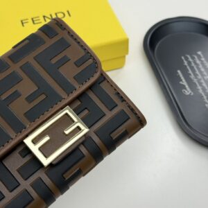 【AT9286】フェンディクラシックチェック柄三つ折り小銭入れ | Fendi Roma