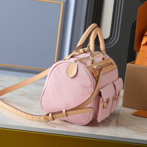 【AT9302】ピンクデニム＆アプリコットレザーショルダーバッグ、優雅な女性のための高級なアクセサリー | Louis Vuitton Malletier