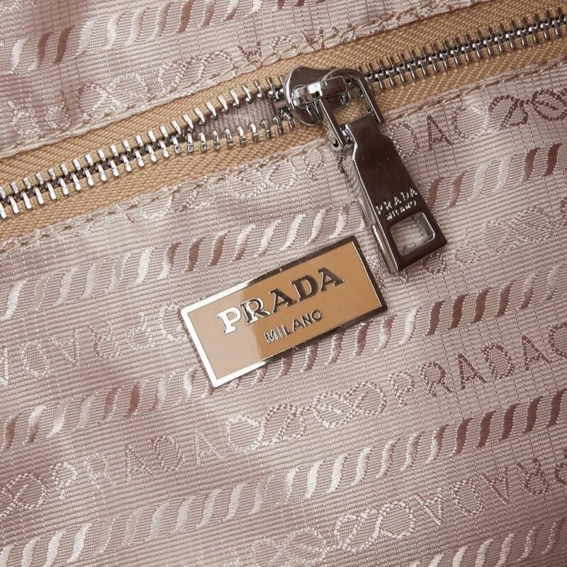 【AT9309】プラダのキャンバストートバッグ - 都会のエレガントなファッションスタイルを演出 | Prada Italy