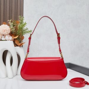 【AT9313】プラダのクラシックな赤い牛革バッグ、精巧なデザインで都会の女性におすすめ | Prada Milano