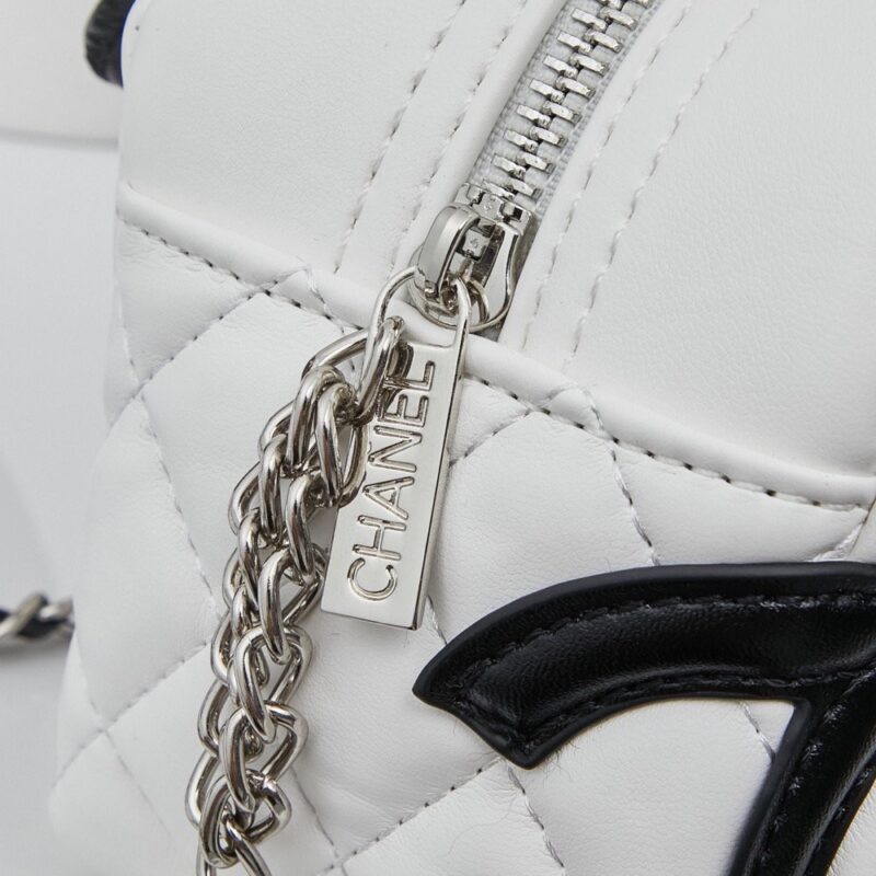 【AT9316】Chanel（シャネル）ミニダイヤ柄トートバッグ、ファッショナブルな魅力溢れる日本語タイトル | Chanel