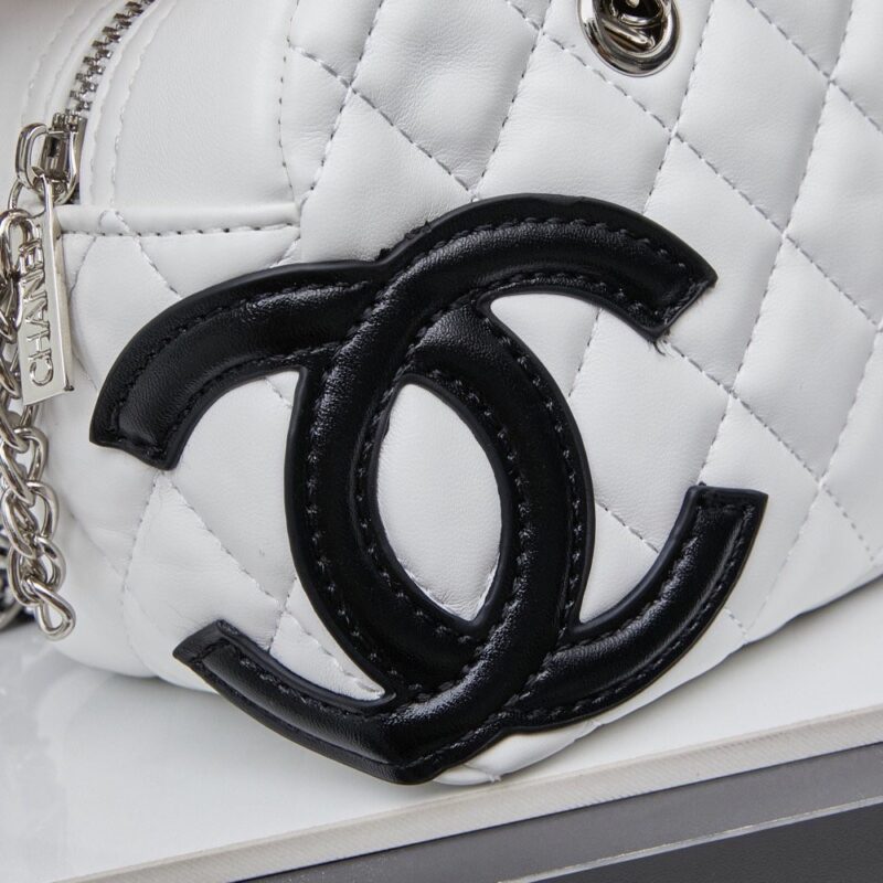【AT9316】Chanel（シャネル）ミニダイヤ柄トートバッグ、ファッショナブルな魅力溢れる日本語タイトル | Chanel