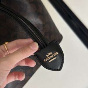 【AT9321】Coachクラシックバケツバッグ | コーチのトートバッグ、洗練されたエレガンスと高級感 | Coach