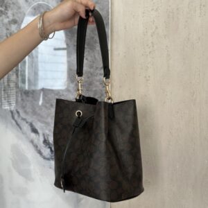 【AT9321】Coachクラシックバケツバッグ | コーチのトートバッグ、洗練されたエレガンスと高級感 | Coach