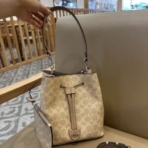 【AT9335】Coach（コーチ）クラシックRowanシリーズバケットバッグ、都会の女性に必須のファッションアイテム | Coach New York