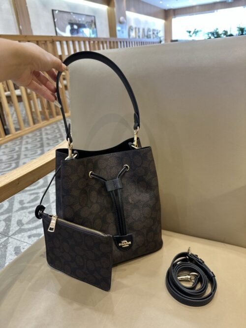 【AT9338】Coachクラシックモノグラムパターン バケットバッグ、都会の知恵と贅沢な質感が魅力 | Coach