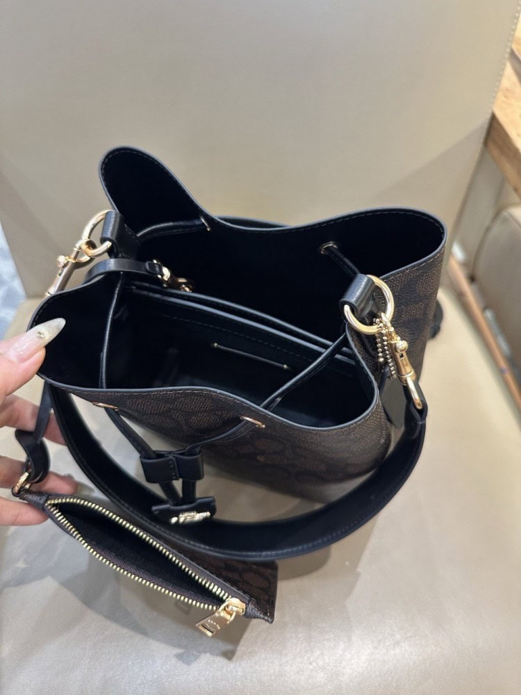 【AT9338】Coachクラシックモノグラムパターン バケットバッグ、都会の知恵と贅沢な質感が魅力 | Coach