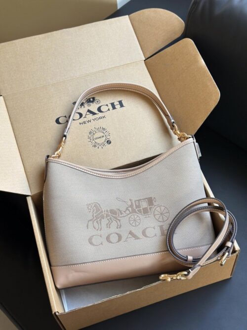 【AT9344】Coachコーチ クラシック馬車ロゴキャンバス斜めがけバッグ | Coach