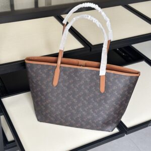 【AT9350】Coachのレザートートバッグ、上品な馬車プリントでエレガントな魅力！ | Coach