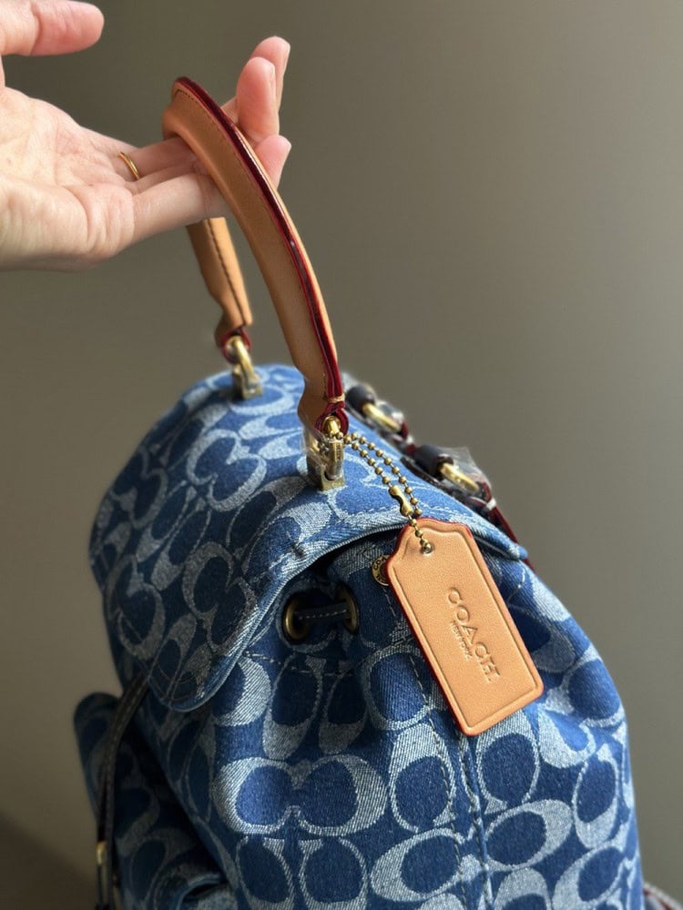 【AT9354】Coach New York クラシックデニムブルーバケツバッグ - 優雅なヴィンテージスタイル | Coach