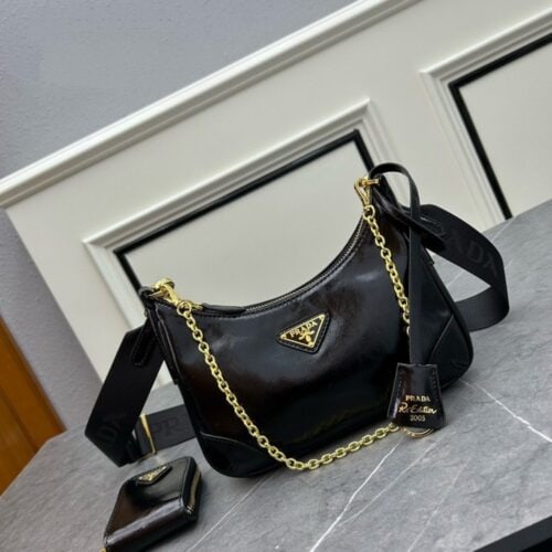 【AT9358】プラダ PRADA クラシックな3WAYショルダーバッグ、オイル仕上げレザー、都会の日常に最適！ | Prada Milano