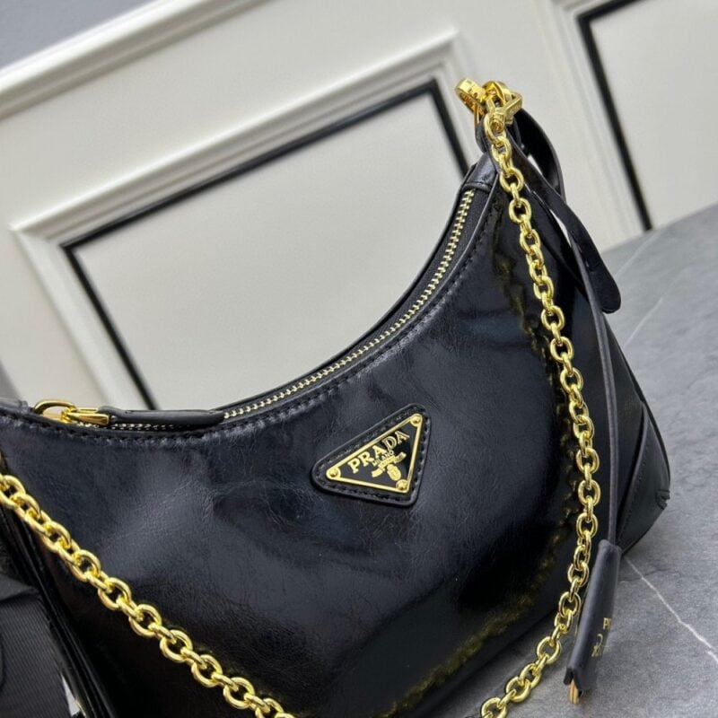 【AT9358】プラダ PRADA クラシックな3WAYショルダーバッグ、オイル仕上げレザー、都会の日常に最適！ | Prada Milano