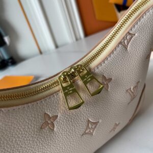 【AT9362】ルイ・ヴィトン　モノグラム型押しレザーハンドバッグ | Louis Vuitton Paris