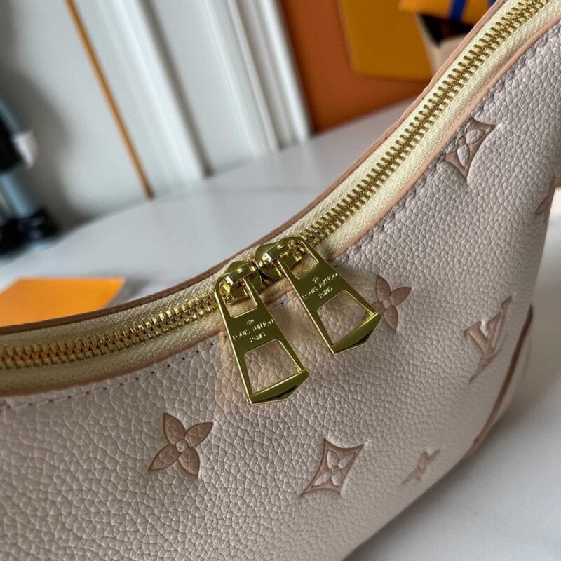 【AT9362】ルイ・ヴィトン　モノグラム型押しレザーハンドバッグ | Louis Vuitton Paris