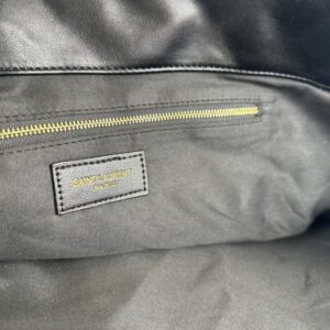 【AT9367】YSLのクラシックなダイヤ柄ナッパレザーハンドバッグ、エレガントな高級感と実用性を兼ね備える | Saint Laurent Paris