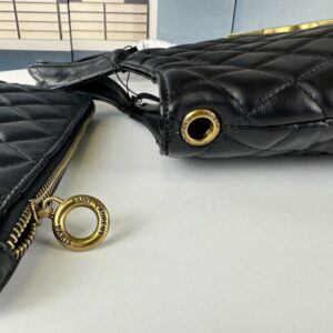 【AT9368】YSL ラムスキン ダイヤモンドバッグ - フレンチエレガンスとモダンファッションの完璧な出会い | Saint Laurent Paris