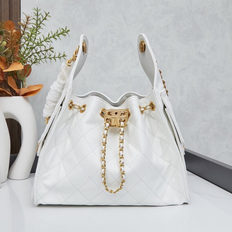 【AT9374】シャネルの25シリーズクラシックハンドバッグ、エレガントなデザインと高級感を演出！ | Chanel