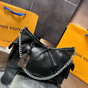 【AT9376】ルイ・ヴィトンのバックウォーリアーキャリーオールバッグ、都会の女性のための贅沢なブラックバッグ | Louis Vuitton Malletier