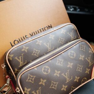 【AT9385】ルイ・ヴィトンのモノグラムショルダーバッグ - ファッションとエレガンスの融合 | Louis Vuitton Malletier