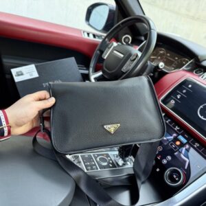 【AT9404】プラダの贅沢な郵便配達バッグ - 都市の精鋭におすすめのエレガントなアイテム | Prada Milano
