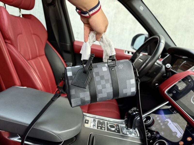 【AT9407】ルイ・ヴィトンのスタイリッシュなDamierチェック柄ショルダーバッグ | Louis Vuitton Paris