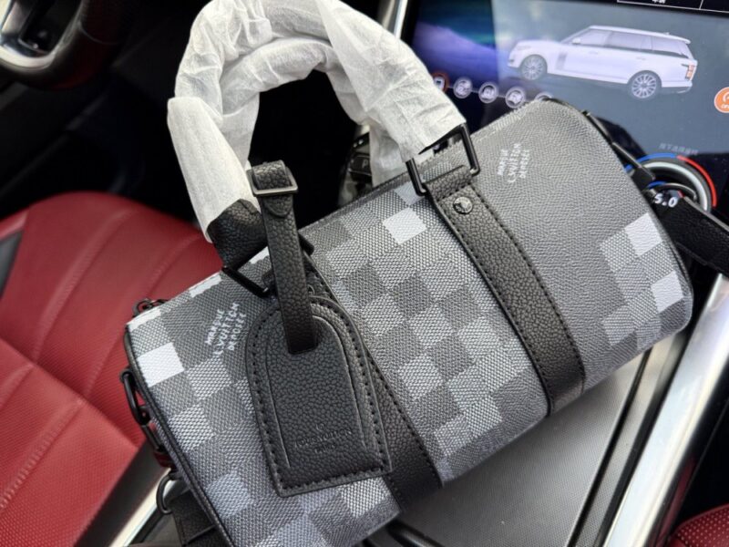 【AT9407】ルイ・ヴィトンのスタイリッシュなDamierチェック柄ショルダーバッグ | Louis Vuitton Paris