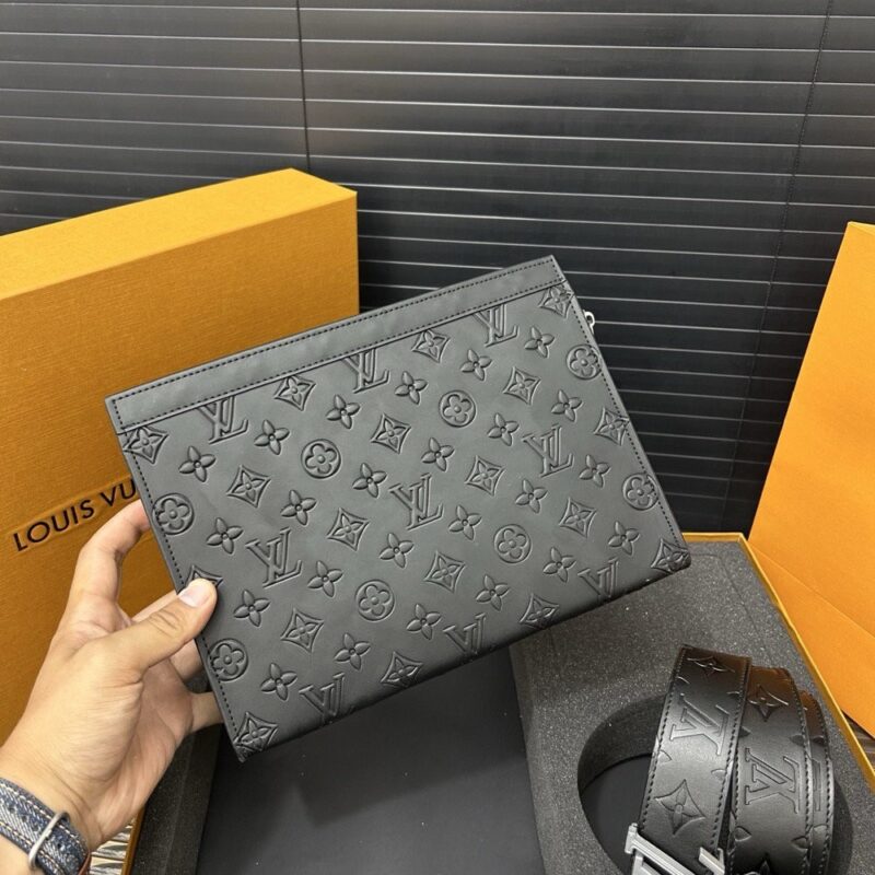 【AT9414】ルイ・ヴィトンの高級革製品セット - 贅沢な贈り物やビジネスに最適 | LV