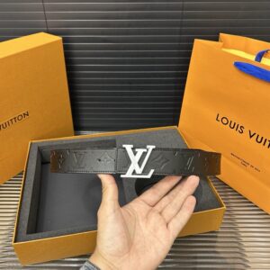【AT9414】ルイ・ヴィトンの高級革製品セット - 贅沢な贈り物やビジネスに最適 | LV