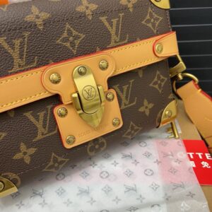 【AT9420】ルイ・ヴィトン クラシック ソウル・トランクシリーズ モノグラムキャンバス ショルダーバッグ 19 x 15cm | Louis Vuitton Malletier