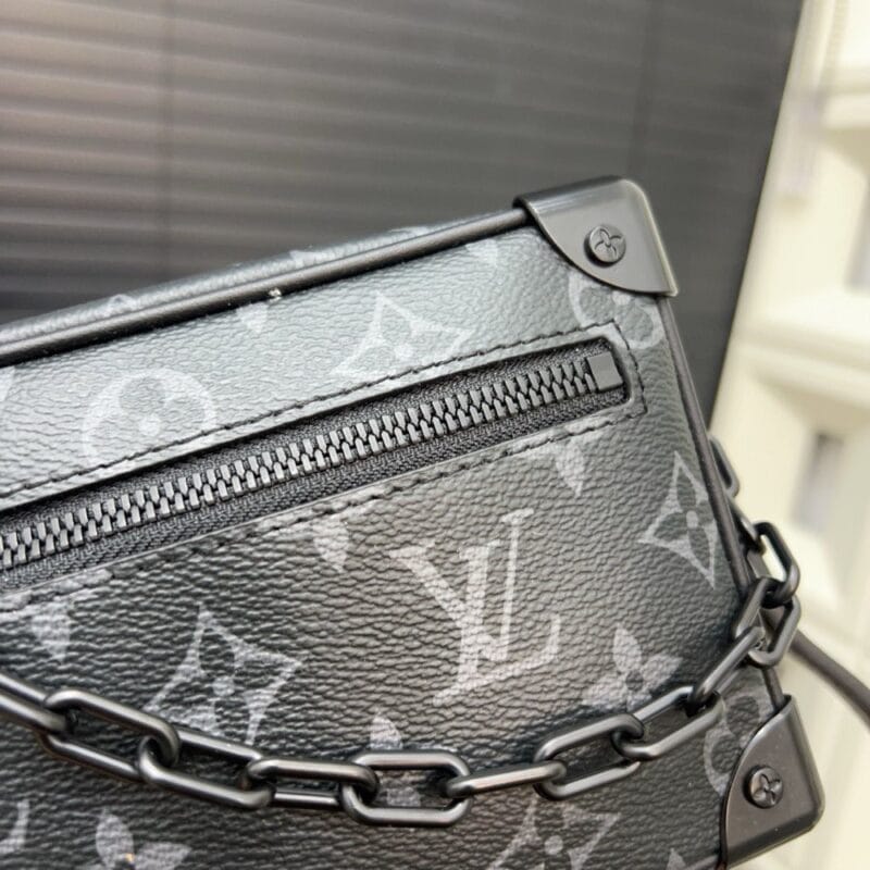 【AT9422】ルイ・ヴィトンモノグラム型押しチェーンバッグ | Louis Vuitton Malletier