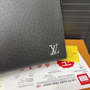 【AT9440】ルイヴィトン メンズ レザーハンドバッグ - 高級感と実用性を兼ね備えたワーキングバッグ | Louis Vuitton Paris